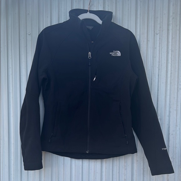 The North Face Black Women's Jacket - Picture 1 of 10